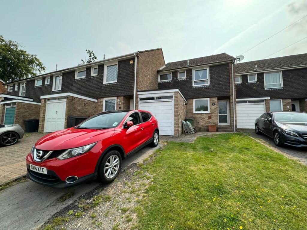 3 bed Semi Detached for rent in High Wycombe. From Chiltern Hills - High Wycombe