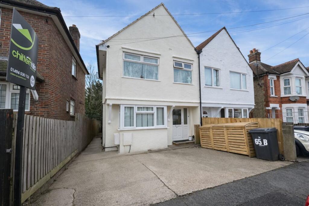 2 bed 1st Floor Flat for rent in Downley. From Chiltern Hills - High Wycombe