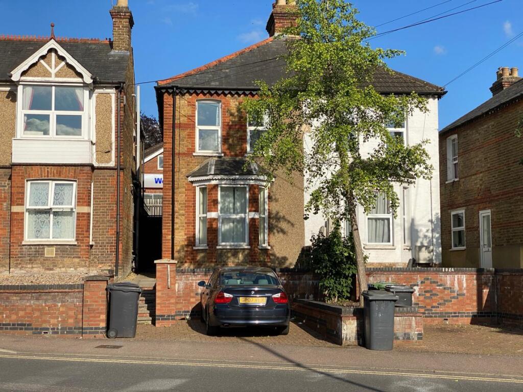 1 bed 1st Floor Flat for rent in Downley. From Chiltern Hills - High Wycombe