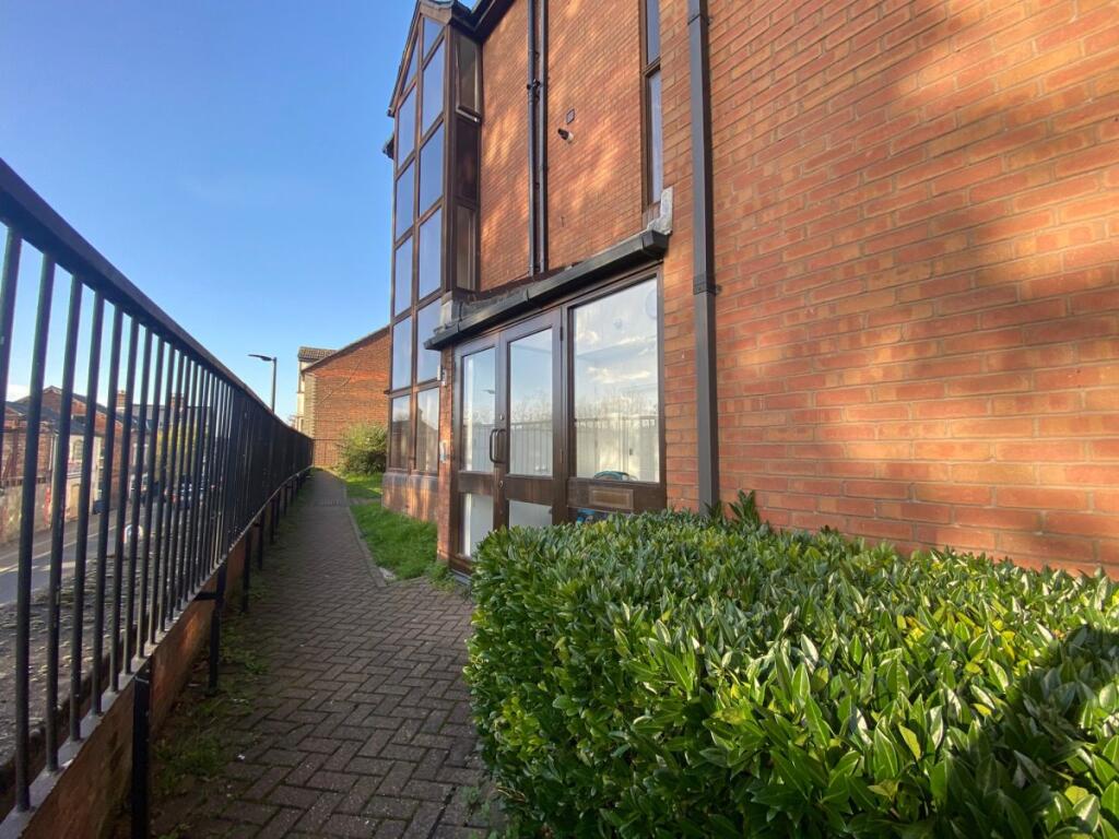 1 bed Apartment for rent in Downley. From Chiltern Hills - High Wycombe 1 bed Apartment for rent in Downley. From Chiltern Hills - High Wycombe