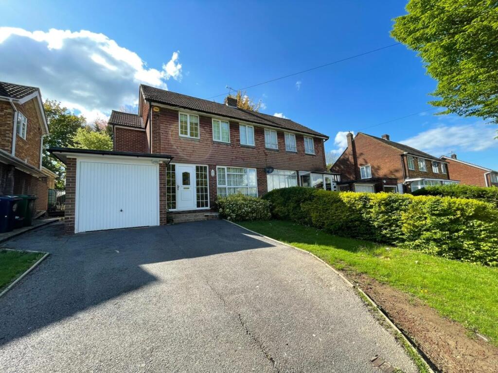 3 bed Detached for rent in High Wycombe. From Chiltern Hills - High Wycombe 3 bed Detached for rent in High Wycombe. From Chiltern Hills - High Wycombe