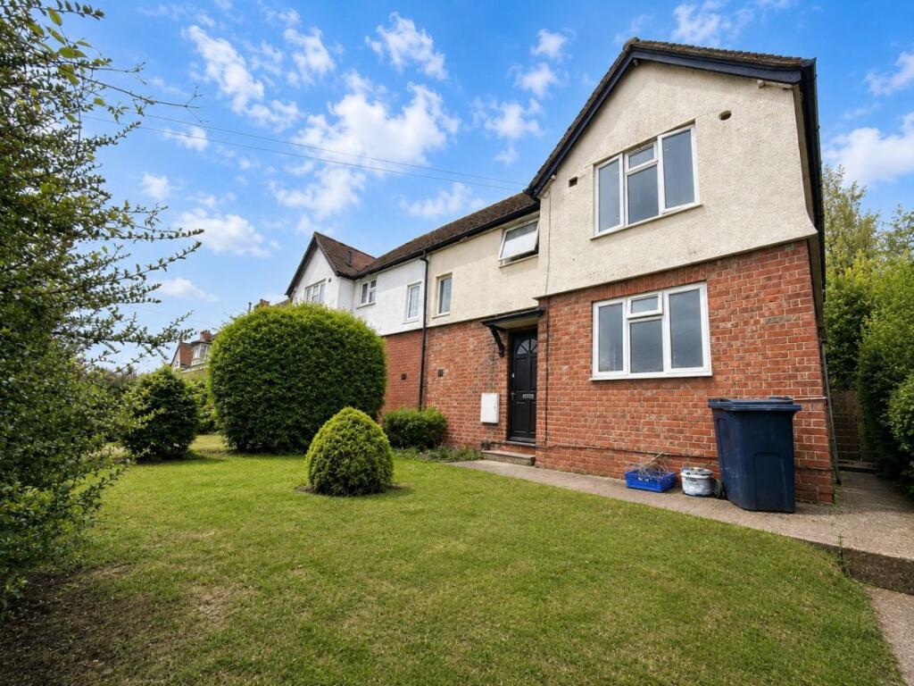 3 bed Semi Detached for rent in High Wycombe. From Chiltern Hills - High Wycombe