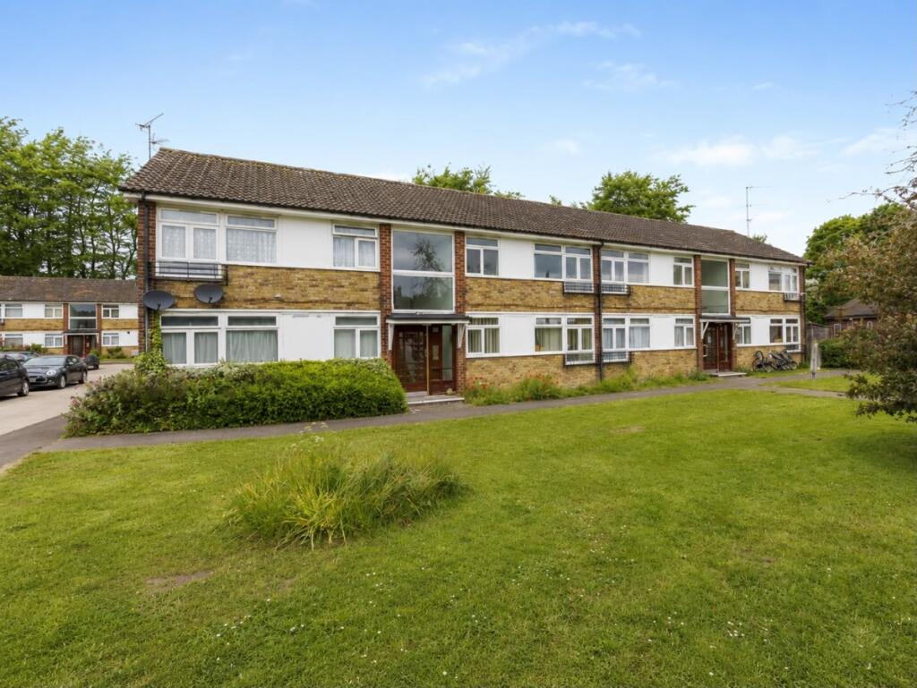 1 bed 1st Floor Flat for rent in High Wycombe. From Chiltern Hills - High Wycombe