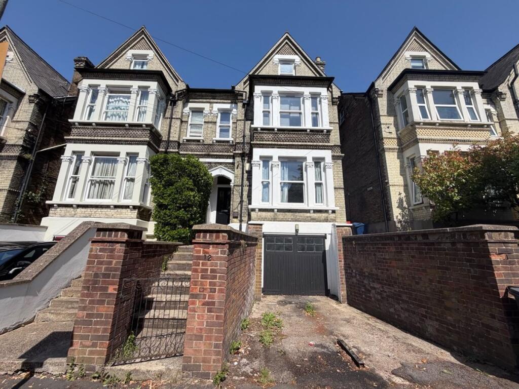 8 bed Semi Detached for rent in Downley. From Chiltern Hills - High Wycombe