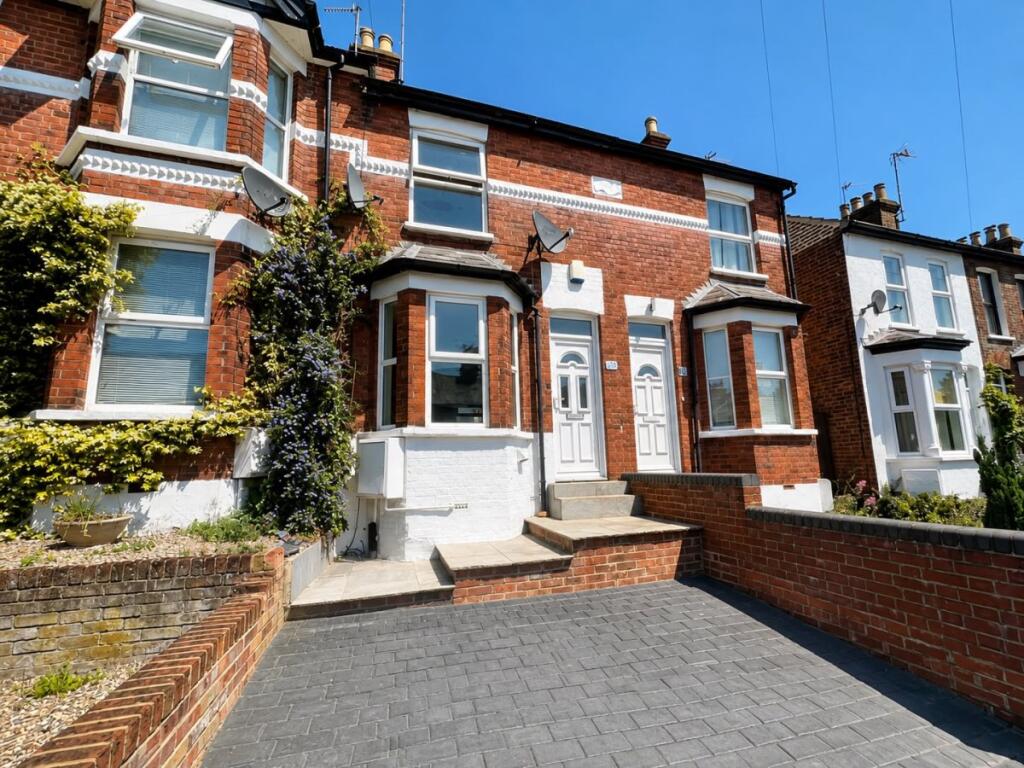 3 bed Mid Terraced House for rent in Downley. From Chiltern Hills - High Wycombe