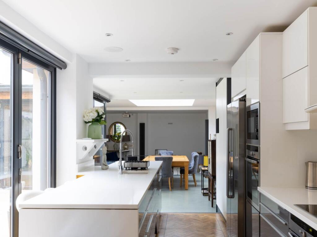 4 bed Detached for rent in Windsor. From Carr Williams - Ascot 4 bed Detached for rent in Windsor. From Carr Williams - Ascot