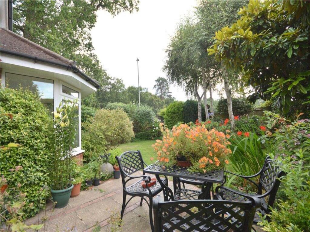 4 bed Detached for rent in Bracknell. From Carr Williams - Ascot
