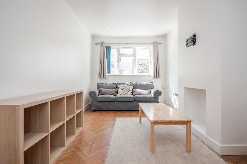 2 bed Flat for rent in London. From Cubix Estate Agents - London
