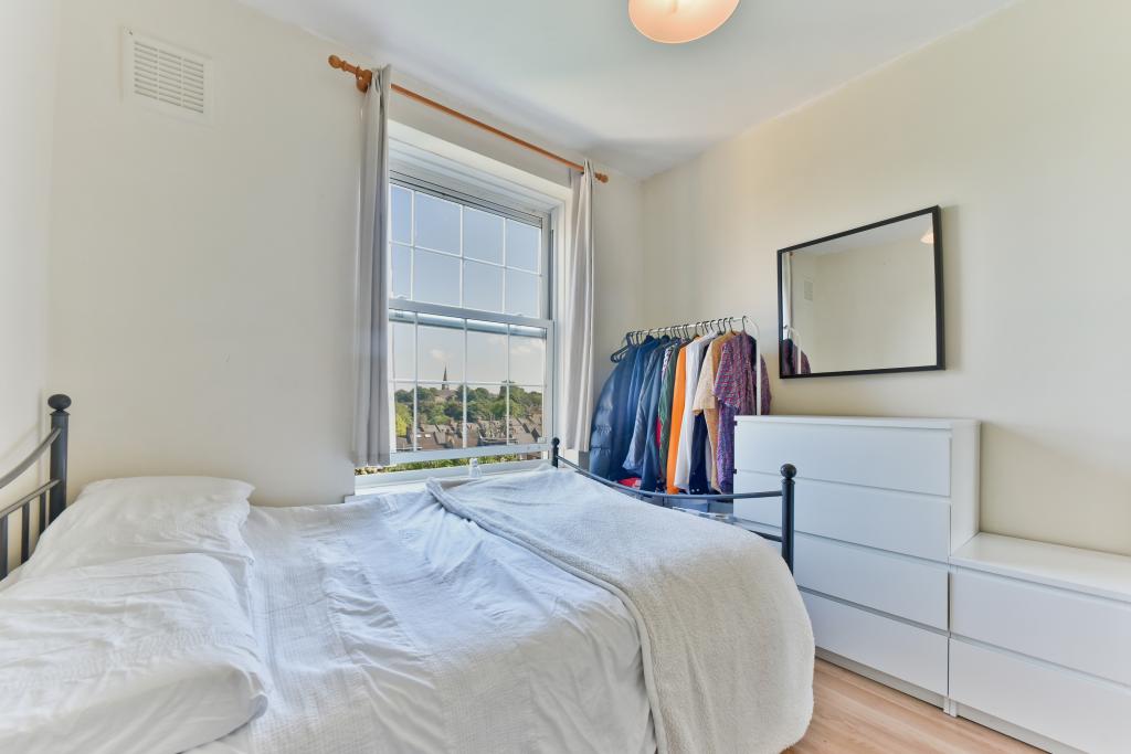 3 bed Flat for rent in London. From Cubix Estate Agents - London