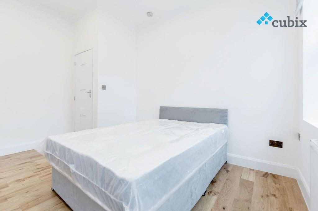 3 bed 1st Floor Flat for rent in Wimbledon. From Cubix Estate Agents - London
