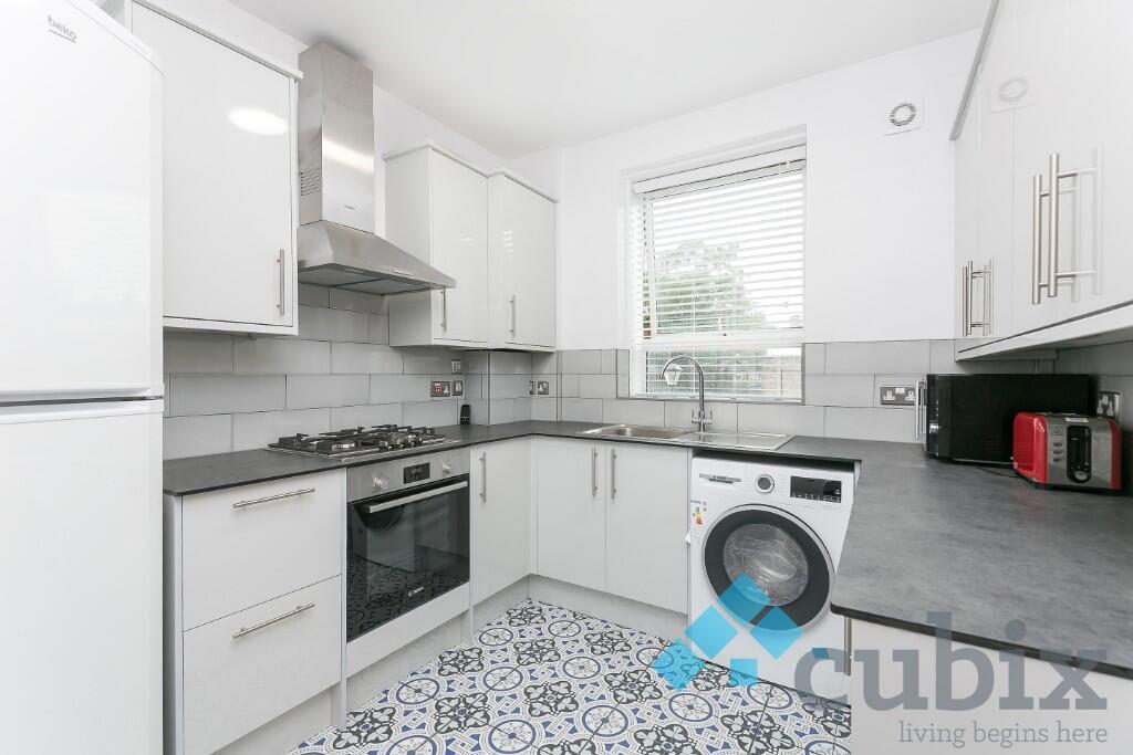 2 bed 1st Floor Flat for rent in Camberwell. From Cubix Estate Agents - London