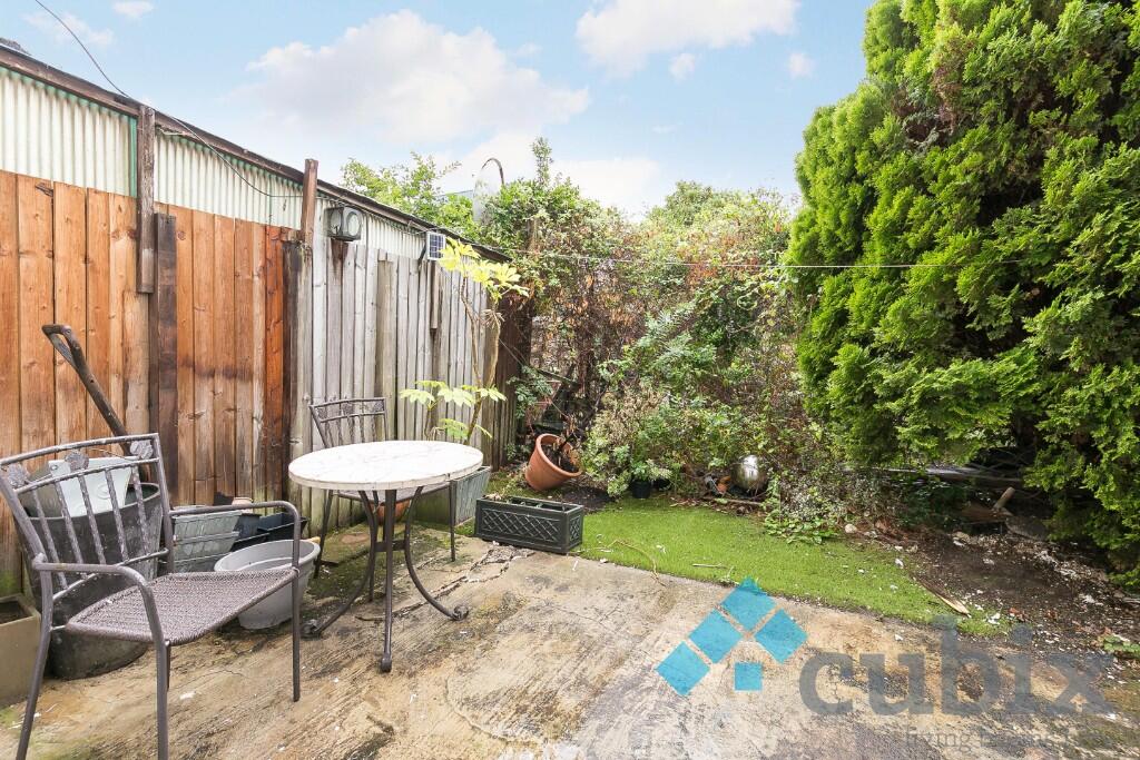 1 bed House (unspecified) for rent in Deptford. From Cubix Estate Agents - London