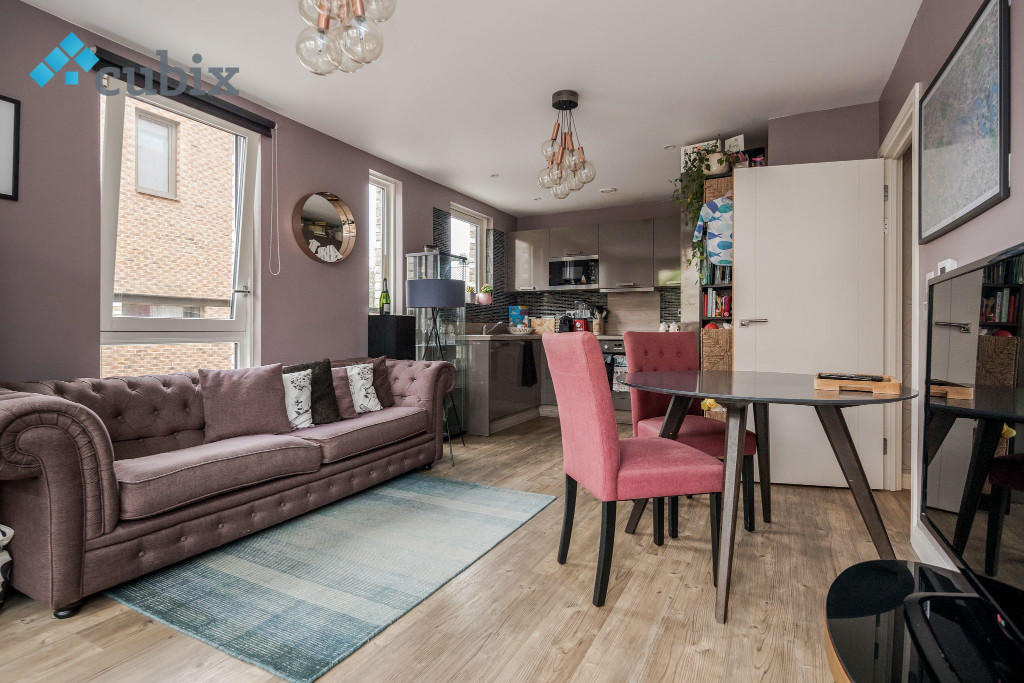 2 bed Apartment for rent in Poplar. From Cubix Estate Agents - London