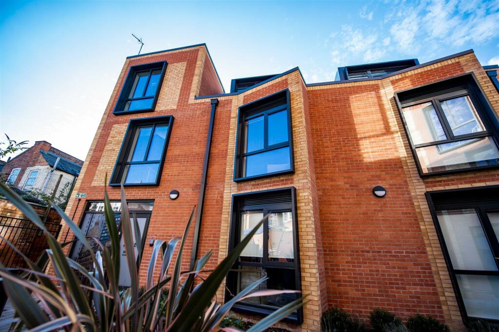 1 bed Apartment for rent in Leicester Forest East. From Danvers Estate Agents - Leicester