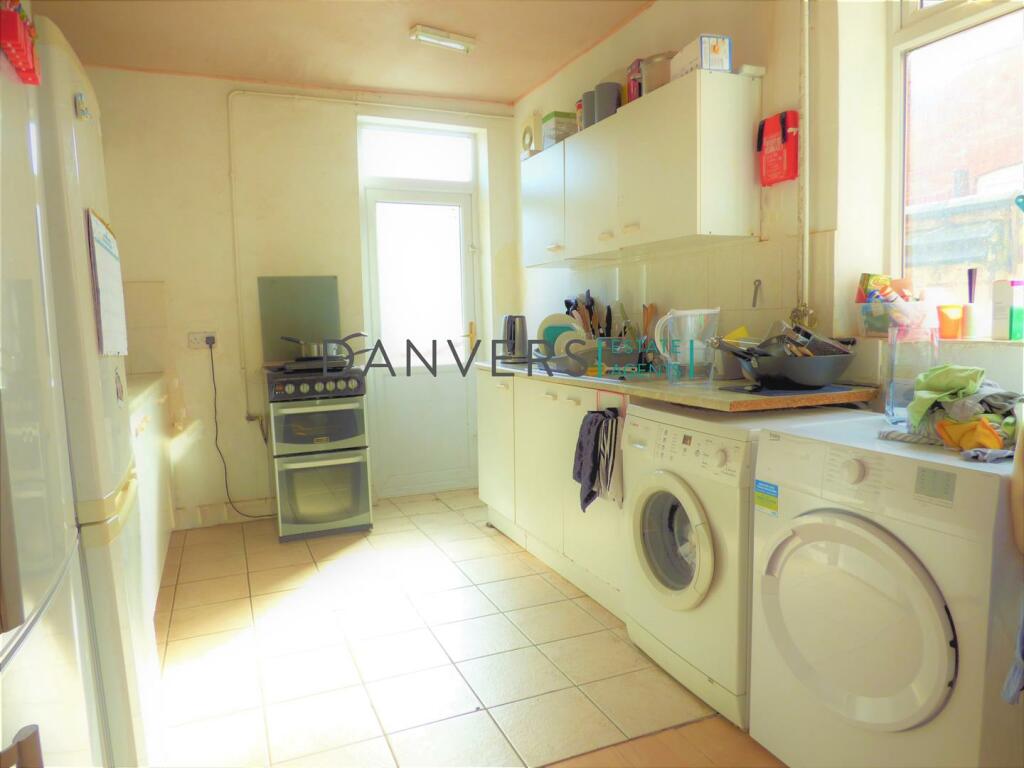 4 bed Detached for rent in Leicester Forest East. From Danvers Estate Agents - Leicester