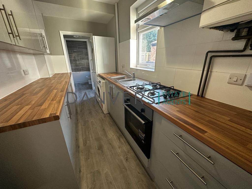 4 bed Mid Terraced House for rent in Stoughton. From Danvers Estate Agents - Leicester