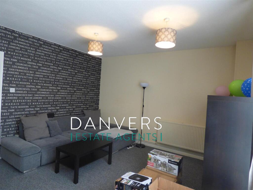 2 bed Apartment for rent in Stoughton. From Danvers Estate Agents - Leicester