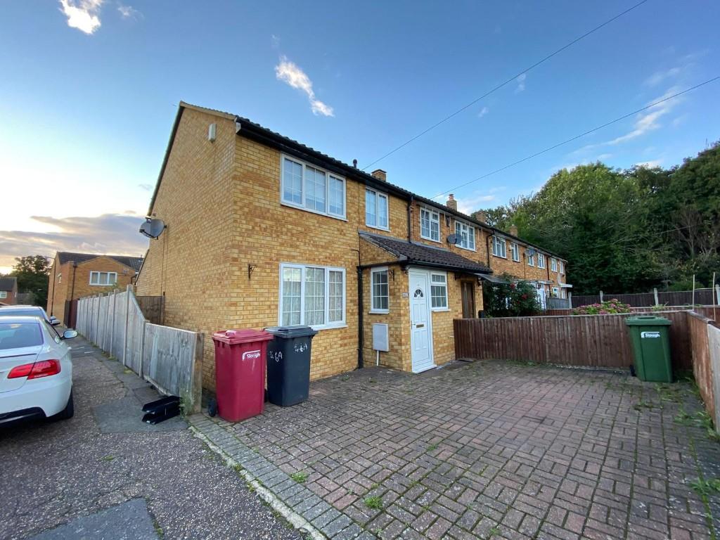 3 bed Semi Detached for rent in East Burnham. From Chiltern Hills - Slough