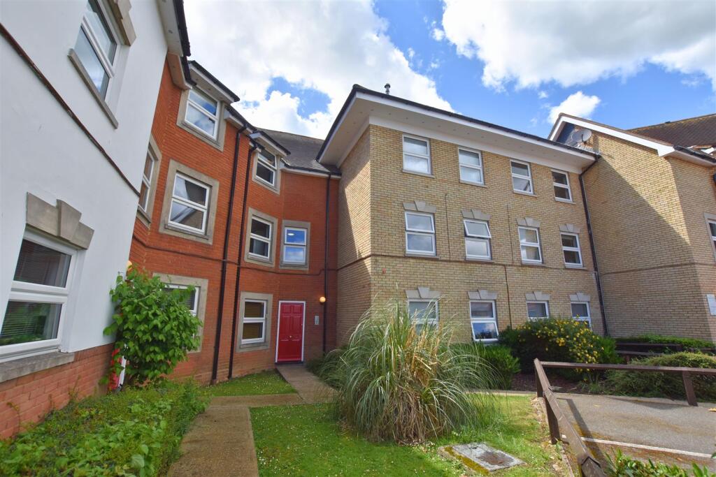 1 bed Apartment for rent in South Woodham Ferrers. From Church & Hawes - South Woodham Ferrers 1 bed Apartment for rent in South Woodham Ferrers. From Church & Hawes - South Woodham Ferrers