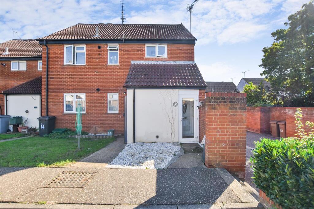 2 bed Annexe for rent in South Woodham Ferrers. From Church & Hawes - South Woodham Ferrers