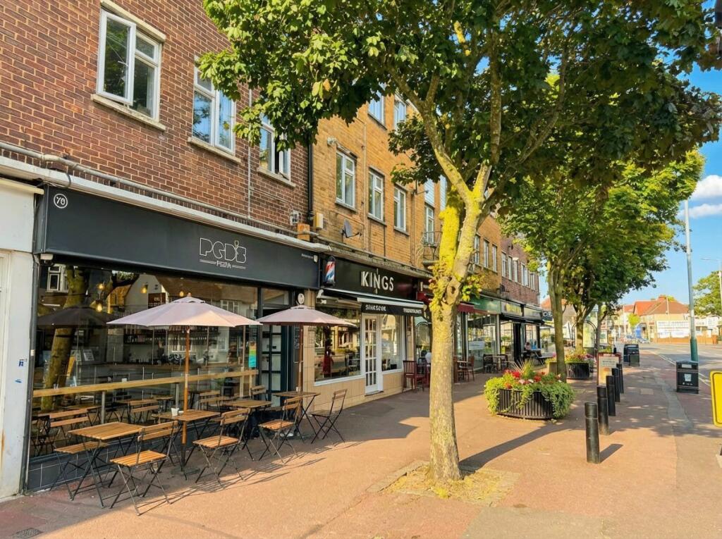 2 bed 1st Floor Flat for rent in Romford. From Delaney's - Harold Wood