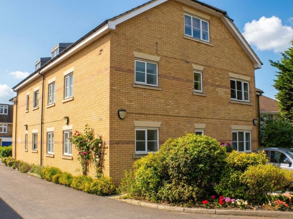 2 bed Apartment for rent in Great Warley. From Delaney's - Harold Wood