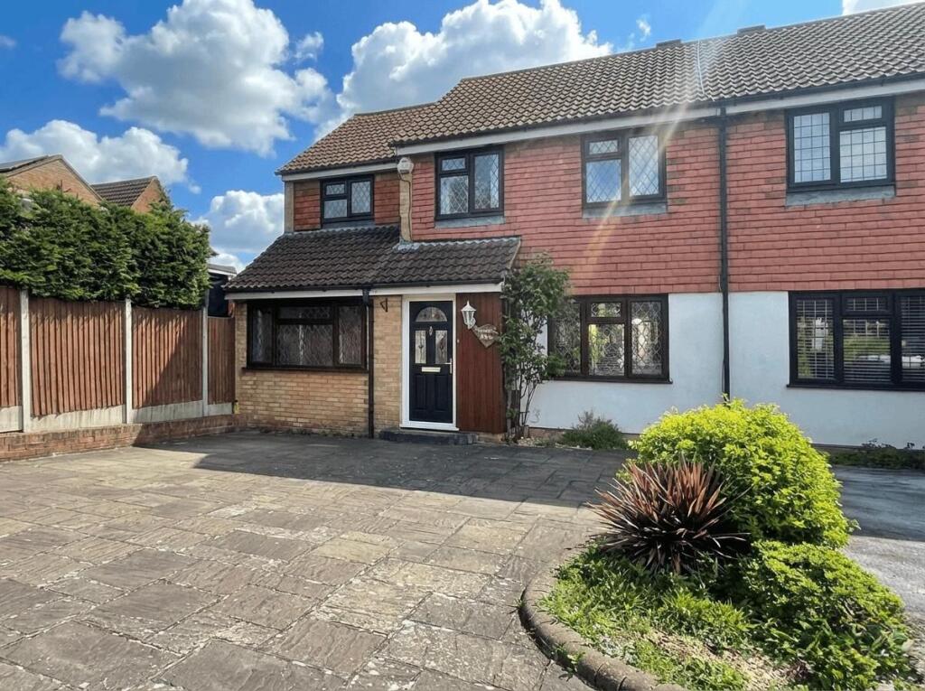 4 bed Semi Detached for rent in Romford. From Delaney's - Harold Wood