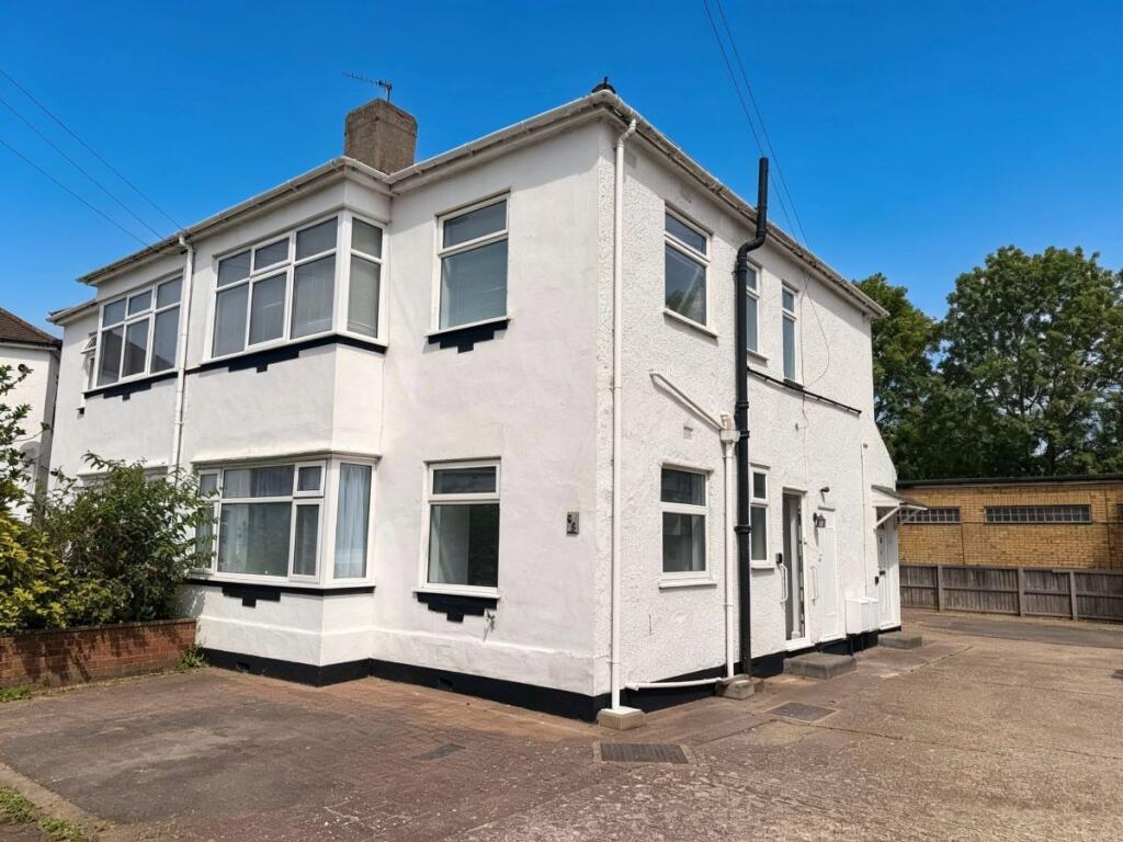 2 bed Annexe for rent in Hornchurch. From Delaney's - Harold Wood
