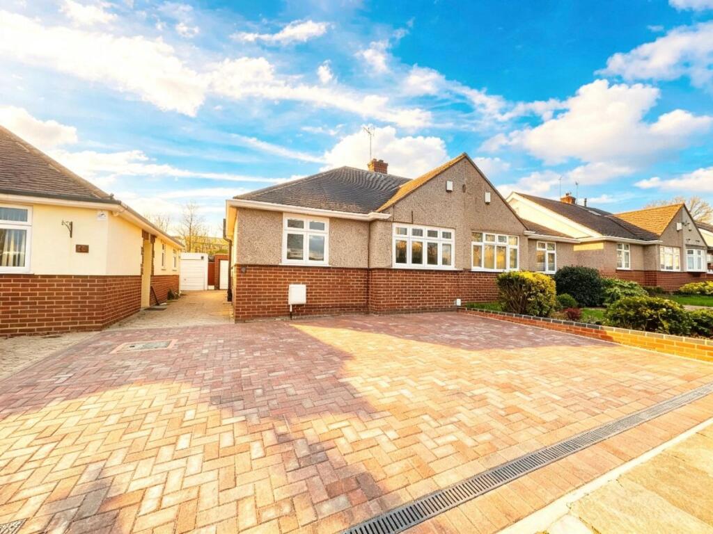 2 bed Bungalow for rent in Hornchurch. From Delaney's - Harold Wood 2 bed Bungalow for rent in Hornchurch. From Delaney's - Harold Wood