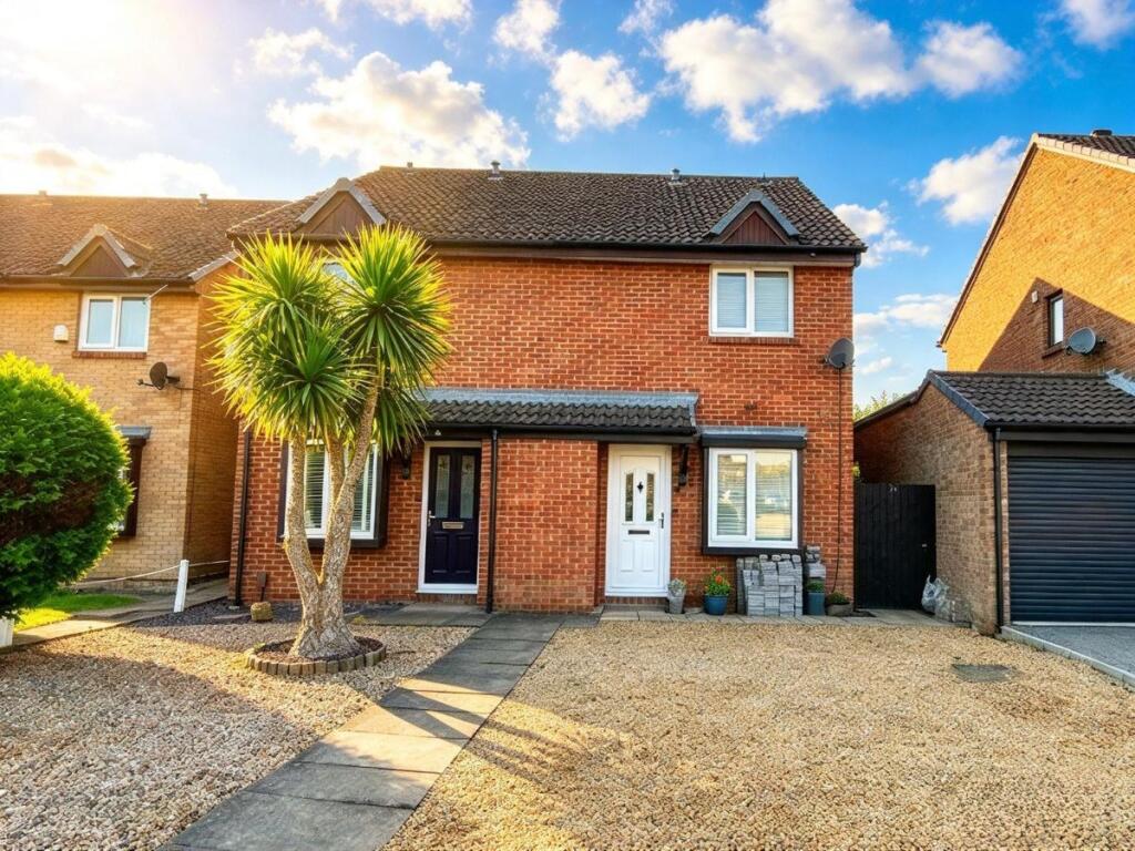 1 bed Semi Detached for rent in Romford. From Delaney's - Harold Wood