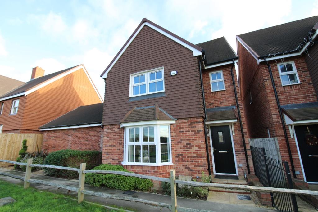 3 bed Detached for rent in Hookwood. From Clarendons - Surrey & West Sussex - Sales