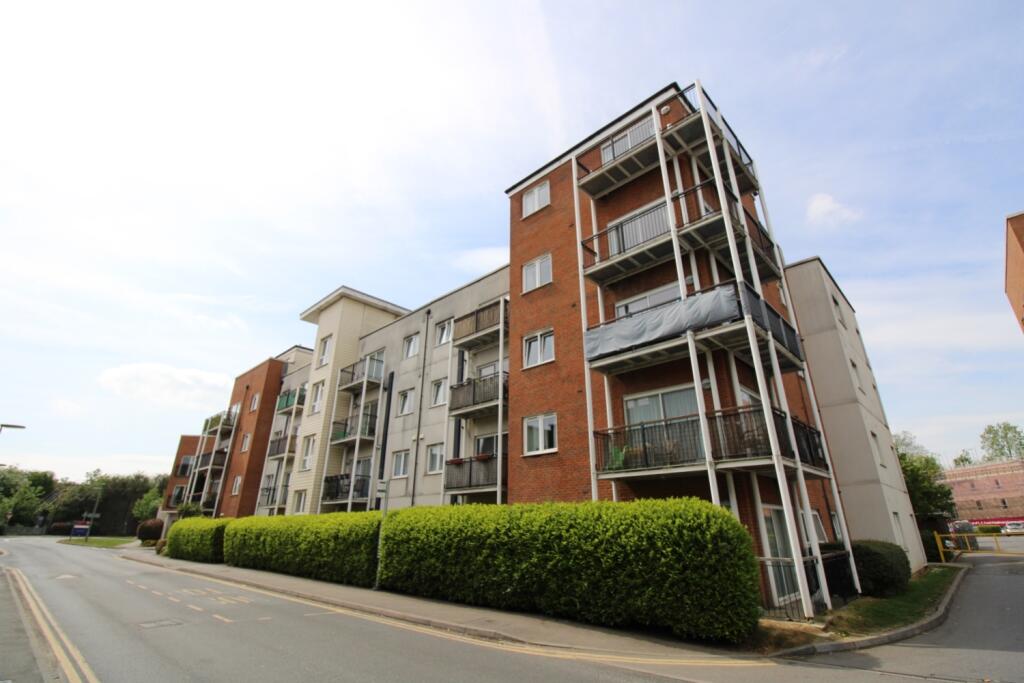 2 bed Apartment for rent in Redhill. From Clarendons - Surrey & West Sussex - Sales 2 bed Apartment for rent in Redhill. From Clarendons - Surrey & West Sussex - Sales