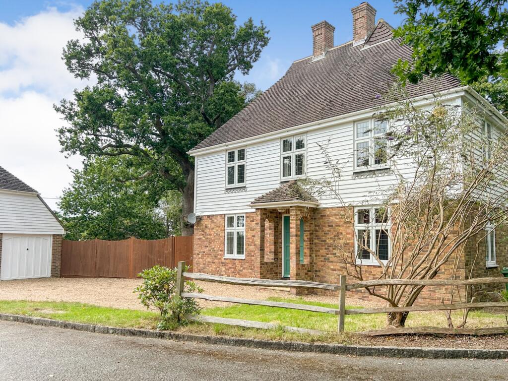 5 bed Detached for rent in Wadhurst. From Clarendons - Surrey & West Sussex - Sales 5 bed Detached for rent in Wadhurst. From Clarendons - Surrey & West Sussex - Sales