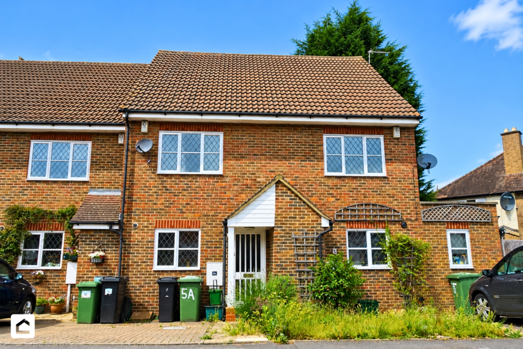 3 bed Mid Terraced House for rent in Ewell. From Clarendons - Surrey & West Sussex - Sales