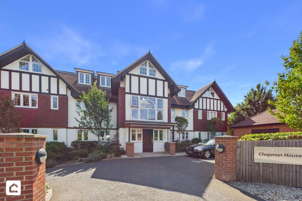 3 bed Apartment for rent in Caterham. From Clarendons - Surrey & West Sussex - Sales