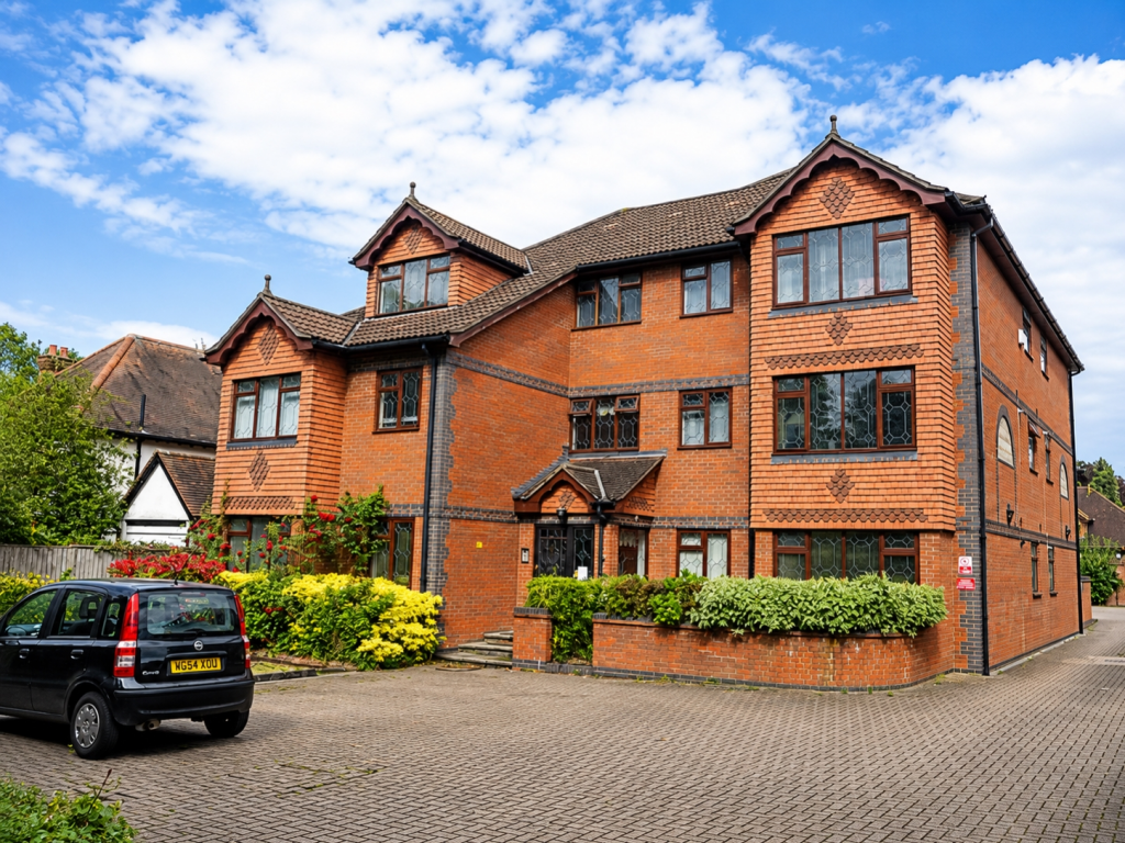 2 bed 1st Floor Flat for rent in Purley. From Clarendons - Surrey & West Sussex - Sales 2 bed 1st Floor Flat for rent in Purley. From Clarendons - Surrey & West Sussex - Sales