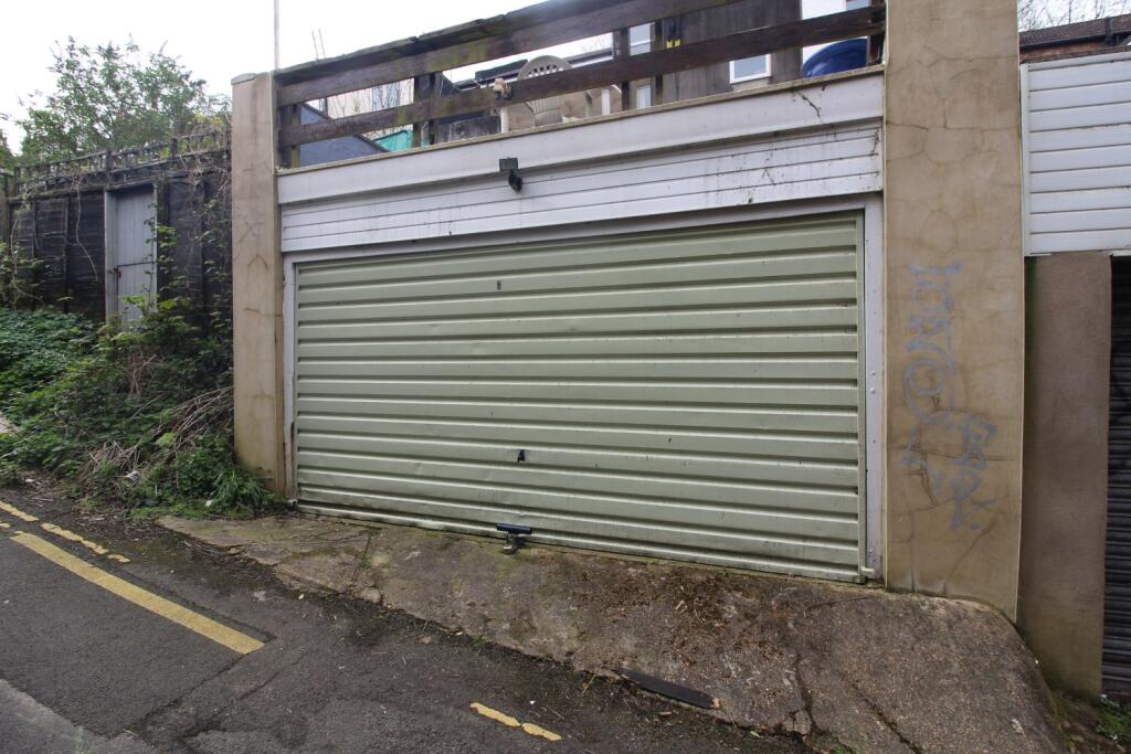 0 bed Garages for rent in Brighton and Hove. From Clifford Sales & Lettings - Hove