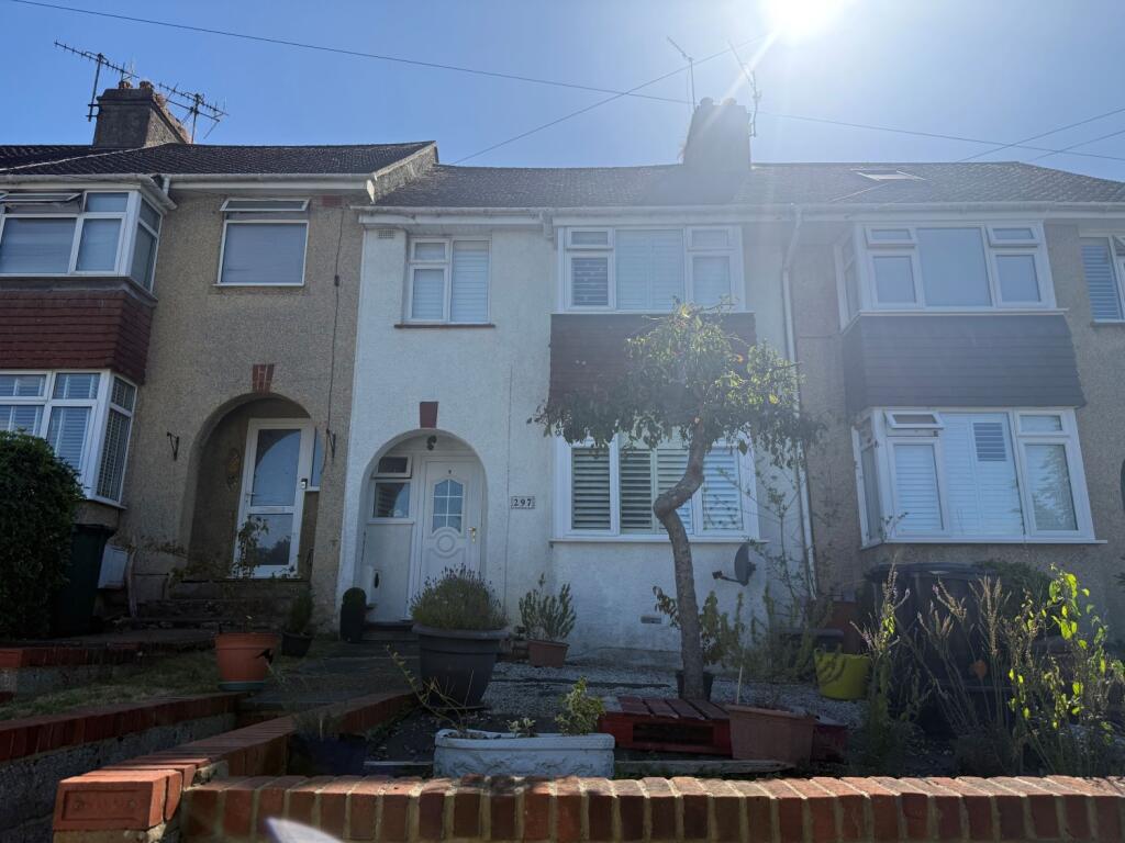 3 bed Semi Detached for rent in Portslade-by-Sea. From Clifford Sales & Lettings - Hove 3 bed Semi Detached for rent in Portslade-by-Sea. From Clifford Sales & Lettings - Hove