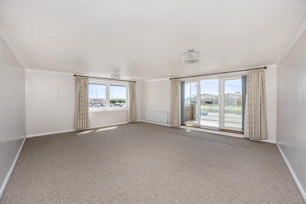 3 bed 1st Floor Flat for rent in Brighton and Hove. From Clifford Sales & Lettings - Hove 3 bed 1st Floor Flat for rent in Brighton and Hove. From Clifford Sales & Lettings - Hove