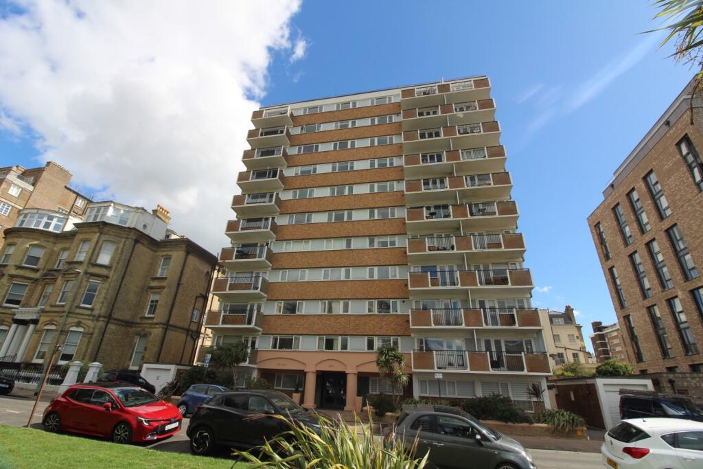 2 bed 1st Floor Flat for rent in Brighton and Hove. From Clifford Sales & Lettings - Hove