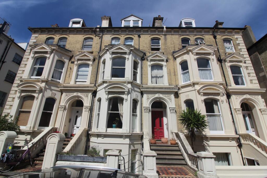 2 bed 1st Floor Flat for rent in Brighton and Hove. From Clifford Sales & Lettings - Hove
