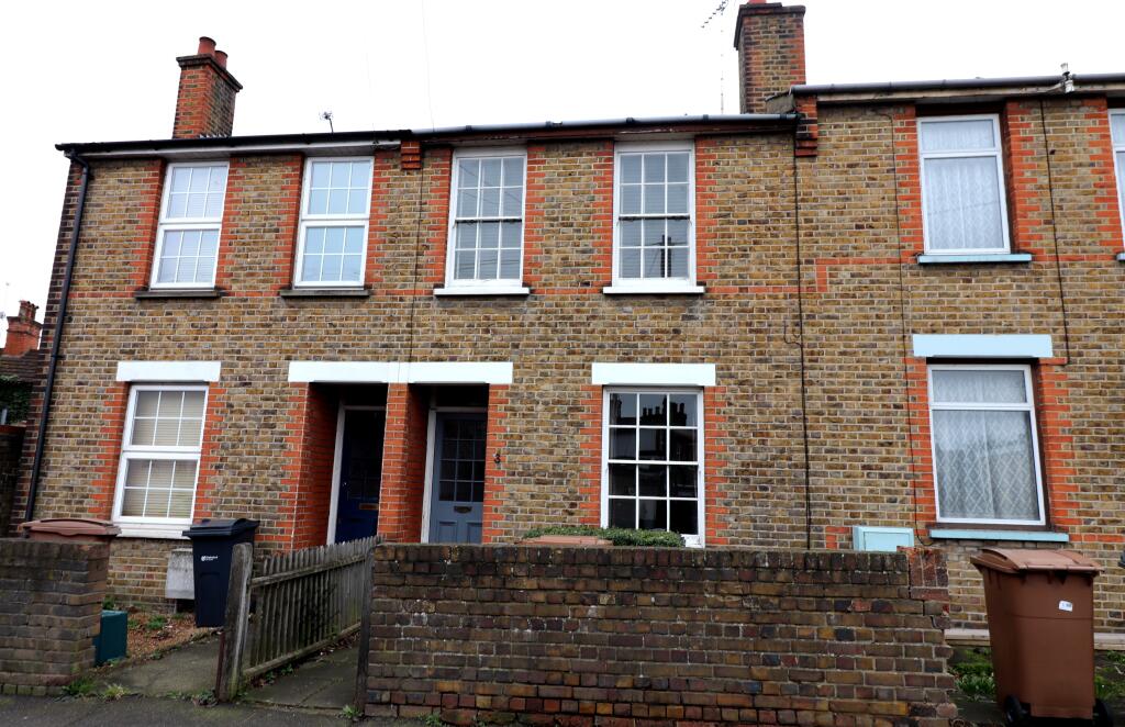 2 bed Mid Terraced House for rent in Chelmsford. From CM Rent - Lettings - Chelmsford 2 bed Mid Terraced House for rent in Chelmsford. From CM Rent - Lettings - Chelmsford