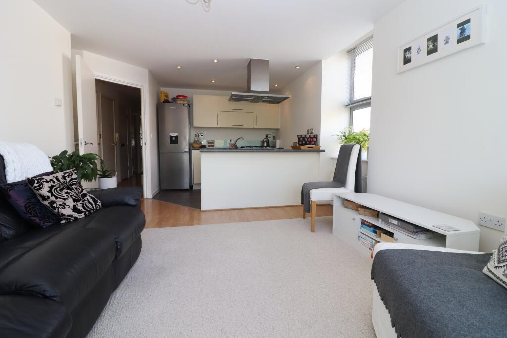 2 bed Apartment for rent in Sandon. From CM Rent - Lettings - Chelmsford