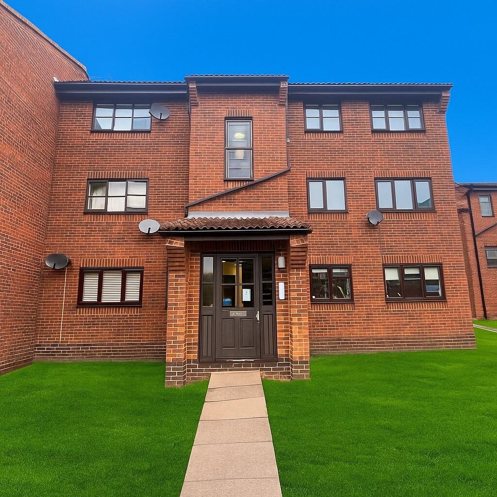 2 bed 1st Floor Flat for rent in Broomfield. From CM Rent - Lettings - Chelmsford