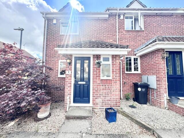 2 bed End of Terrace for rent in Billericay. From CM Rent - Lettings - Chelmsford