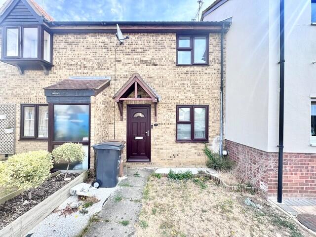 2 bed Mid Terraced House for rent in Sandon. From CM Rent - Lettings - Chelmsford