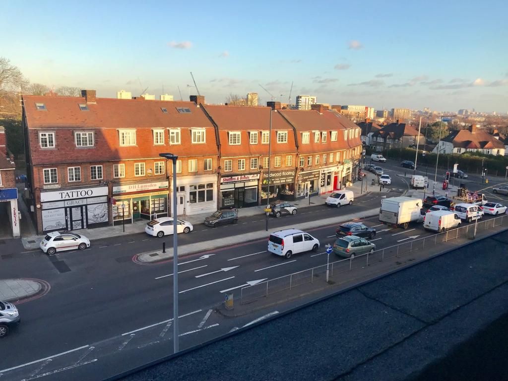 0 bed Commercial Shop for rent in London. From DH Lumsden Residential