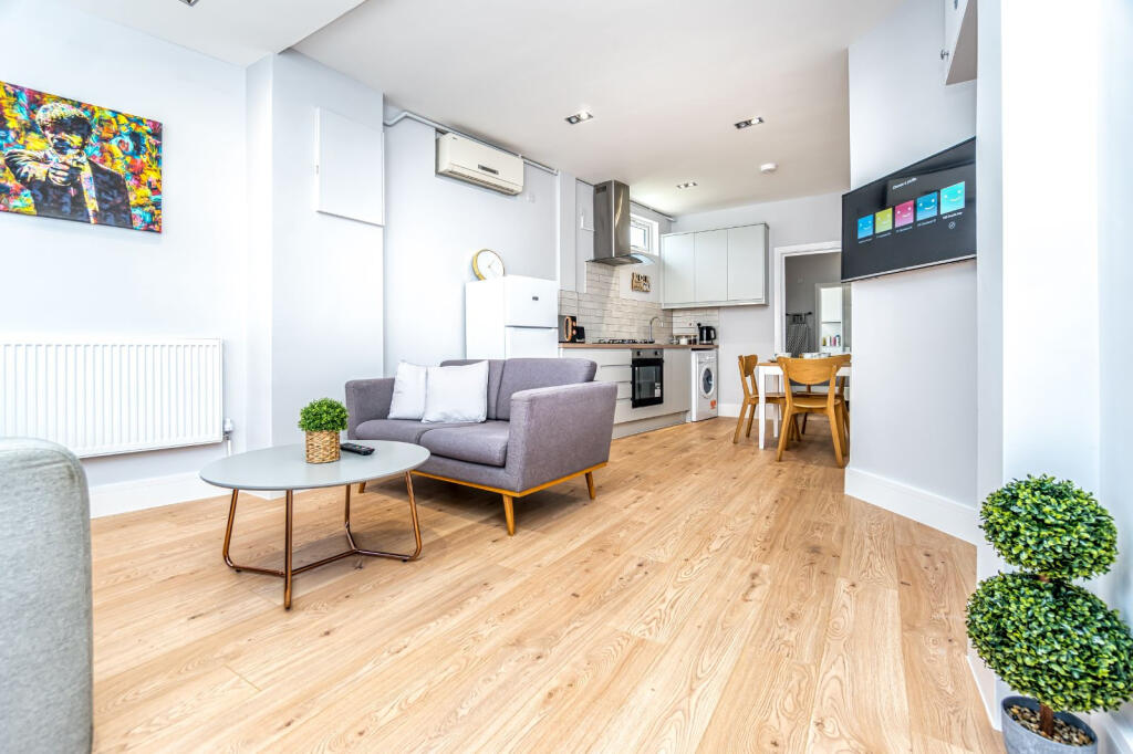 1 bed 1st Floor Flat for rent in London. From Dimension Estates - London