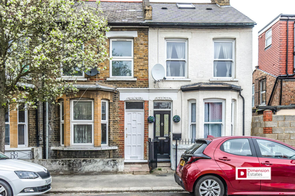 2 bed Mid Terraced House for rent in London. From Dimension Estates - London