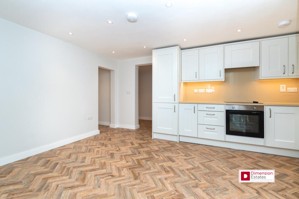 1 bed 1st Floor Flat for rent in Hackney. From Dimension Estates - London